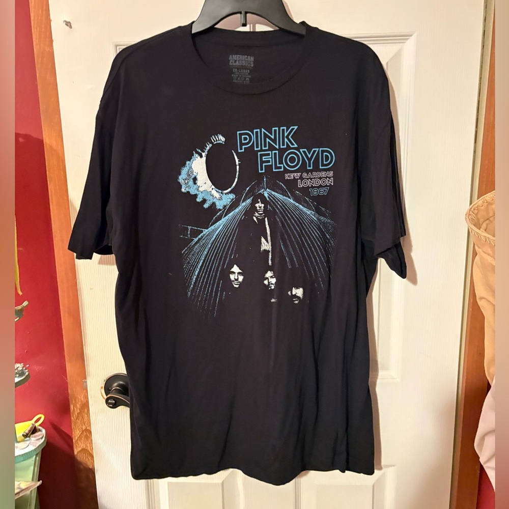 Pink Floyd Black Graphic T-Shirt